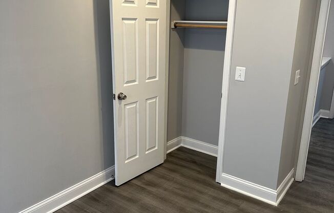 Amazing 4-BEDROOM TOWNHOME FOR RENT 21215