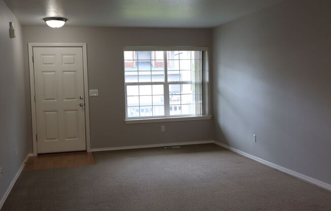 Beautiful 3-Bedroom 2-Story Home in Ridgefield for Rent - 1211 NE 168th St
