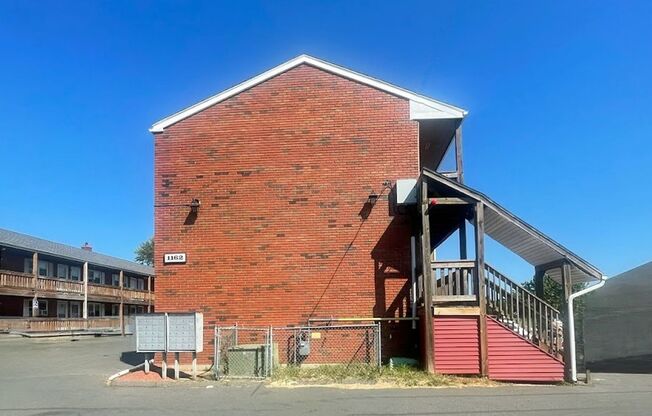Carriage House Apartments