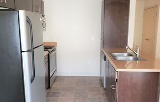 2 beds, 2 baths, 966 sqft, $1,350, Unit B - 202