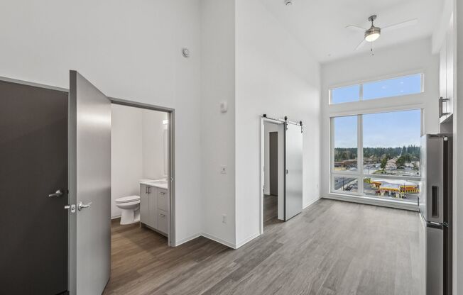 1 bed, 1 bath, 403 sqft, $1,600, Unit 403