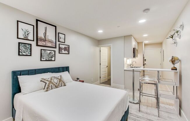 Modern 3BR/2BA | Renovated Unit with Patio