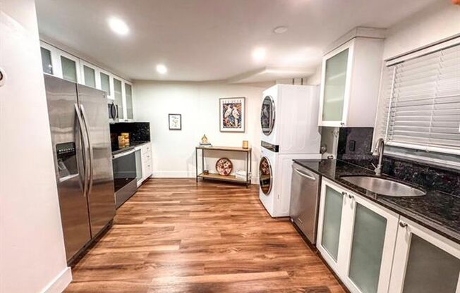 1881 Washington Ave cu-4A Miami Beach, FL 33139