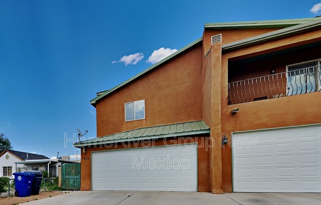 1230 8 ST NW