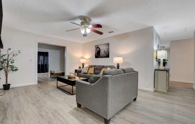 Flexible 4-Bedroom Main Residence with 3 Attached Studios – 7-Bedroom Potential