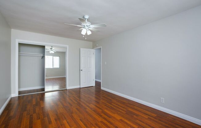 2 beds, 1 bath, 961 sqft, $2,100, Unit 13