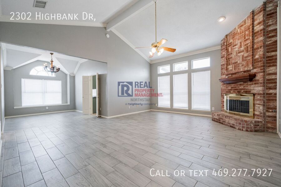 2302 HIGHBANK DR