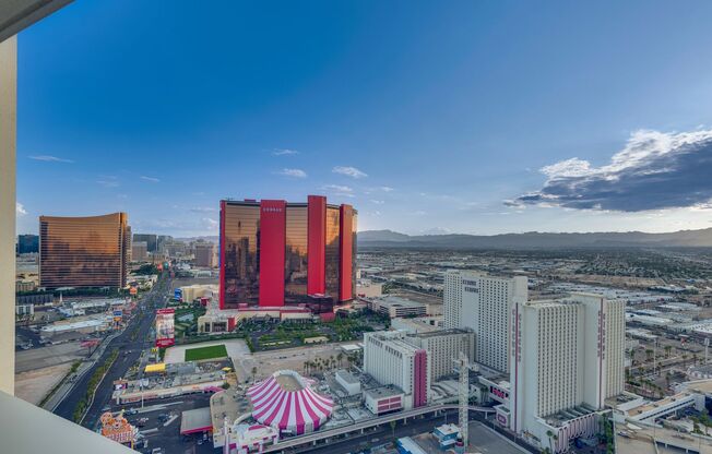 2 beds, 2 baths, $3,000, Unit Unit 3909