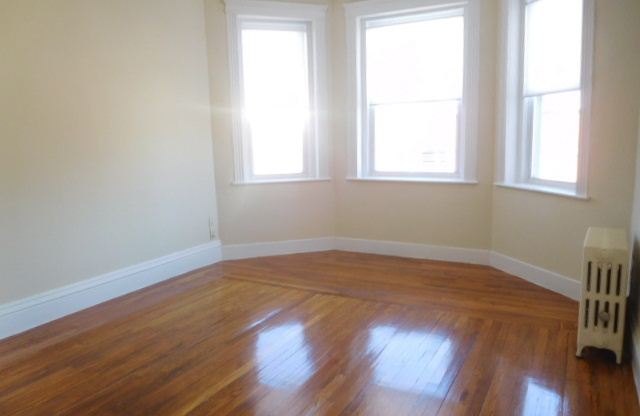 35 Gardner St