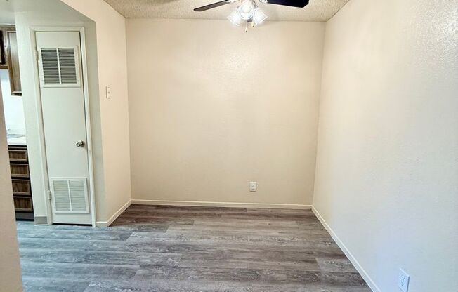 2 beds, 1 bath, 904 sqft, $1,580, Unit 101A