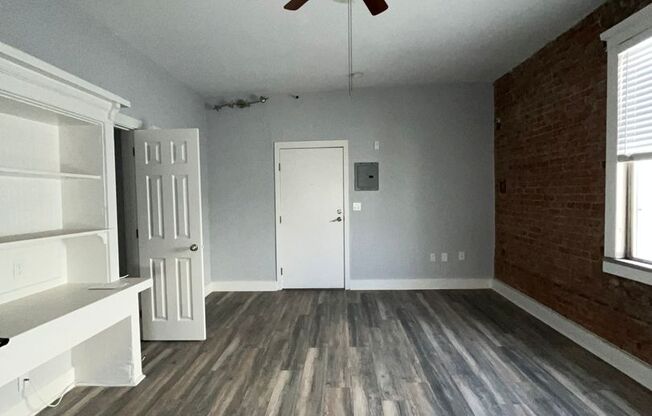 Studio, 1 bath, 500 sqft, $1,500, Unit 39-420