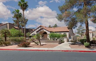 2 bedroom in gated community with pool/spa for only $1100!