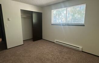 2 beds, 1 bath, 750 sqft, $1,800