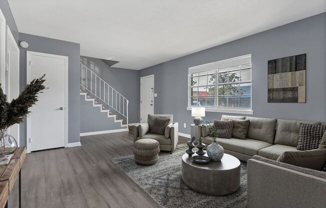 3 beds, 2.5 baths, 1,370 sqft, $1,015, Unit B-3