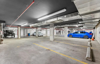 2 beds, 1 bath, $3,550, Unit 3B
