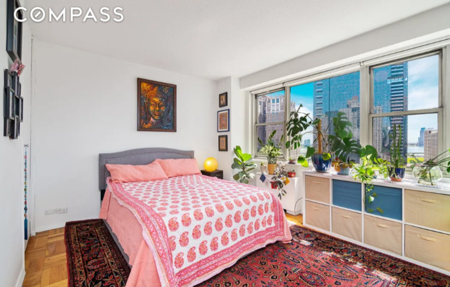 Studio, 1 bath, 650 sqft, $3,500, Unit 9G