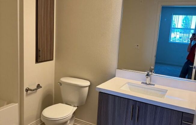 1 bed, 1 bath, 580 sqft, $2,245, Unit 322
