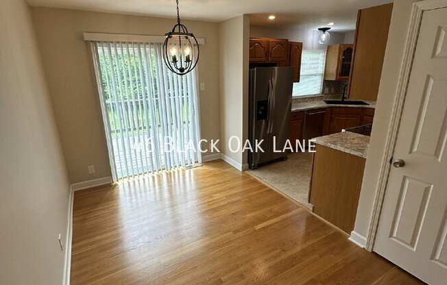 46 BLACK OAK LN