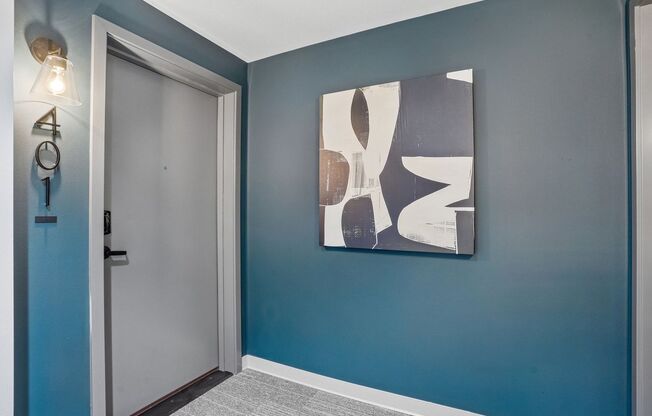 2 beds, 2 baths, 938 sqft, $2,400, Unit 401