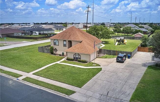 14126 River Rock Dr - 3/Bed 2.5/Bath - $2850/month