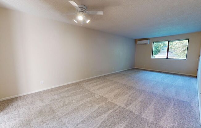 1 bed, 1 bath, 704 sqft, $1,490, Unit 0122