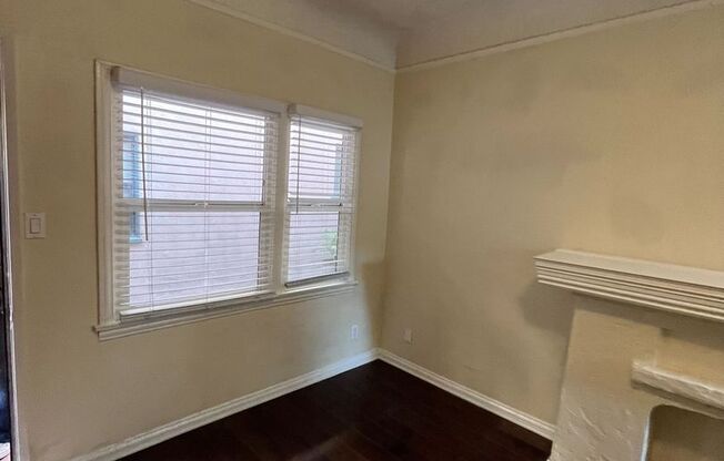 1 bed, 1 bath, 550 sqft, $1,595, Unit 05