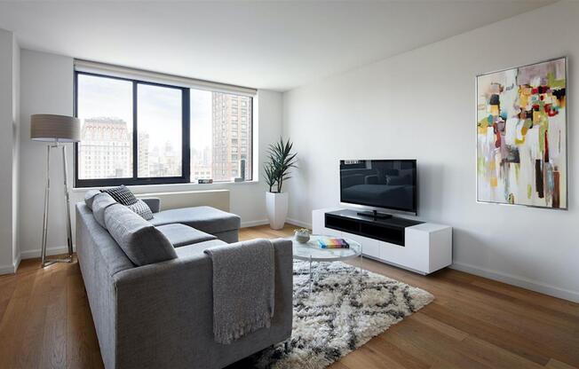 1 bed, 1 bath, $8,980, Unit 15J