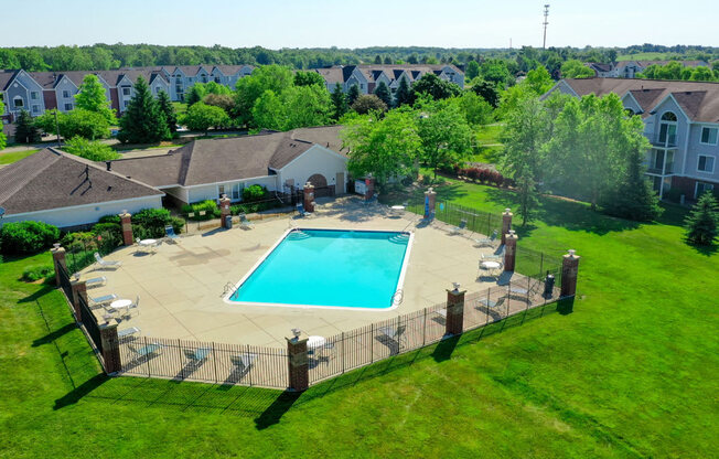 Aerial View of Beautiful Outdoor Pool at Heatherwood Apartments, Grand Blanc