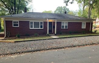 Adorable Two Bedroom Duplex in Plaza Midwood!!