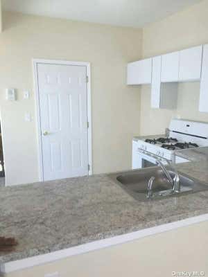 1 bed, 1 bath, 1,300 sqft, $2,300, Unit 2