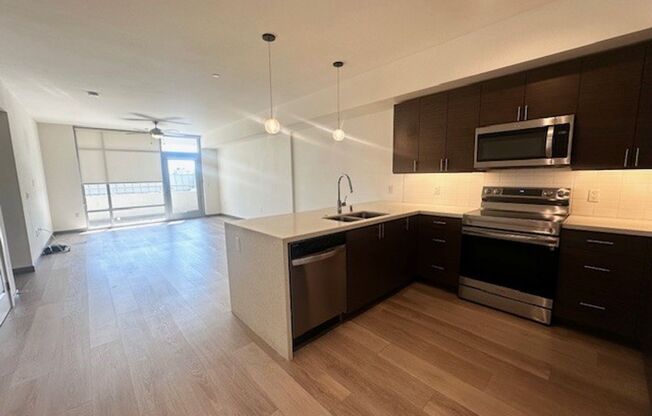 2 beds, 2 baths, 930 sqft, $3,995, Unit 308