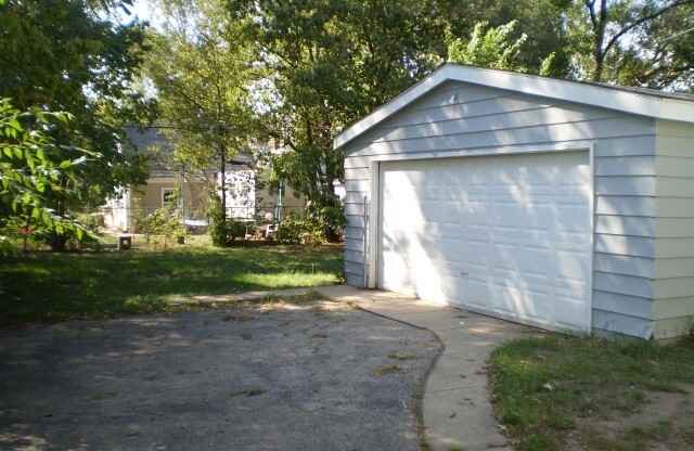 3 bedroom home on the east side of Rockford