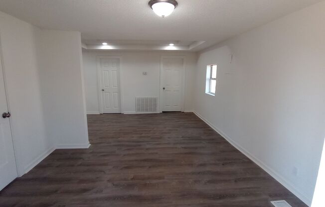 Remodeled 3 bed 2 bath home off of Greensboro Ave