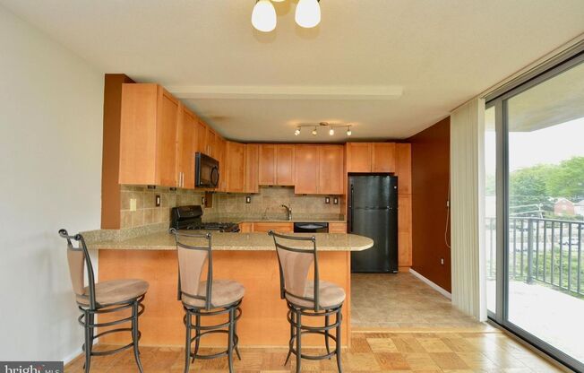 1 bed, 1 bath, $2,000, Unit Unit# 626