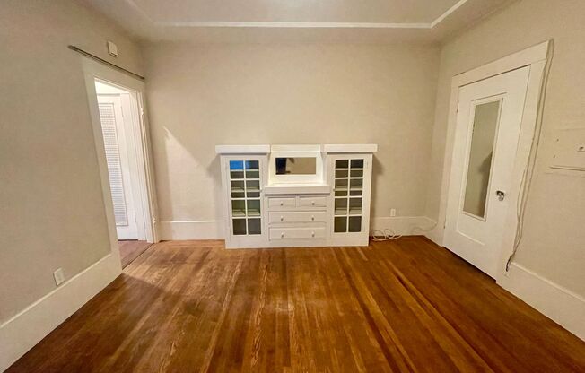 Studio, 1 bath, $1,600, Unit 2A