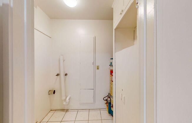 1 bed, 1 bath, 700 sqft, $2,450, Unit 532