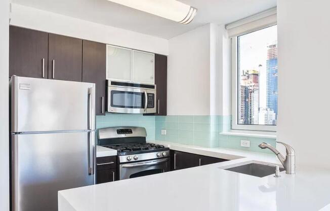 Studio, 1 bath, $4,195, Unit 4G