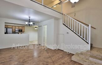 2121 W ROYAL PALM Road