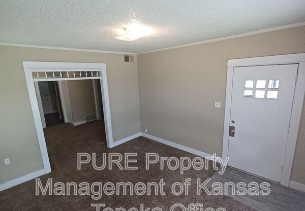 630 SW WASHBURN AVE