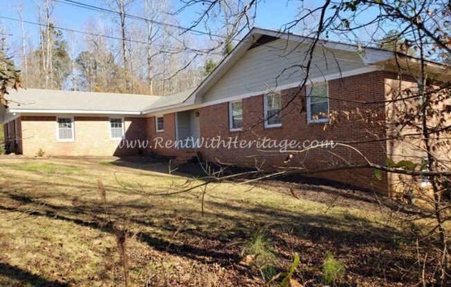 GORGEOUS BRICK RANCH / UPGRADES GALLORE/ PRIVATE 1.6 ACRES/ NOT IN A SUBDIVISION