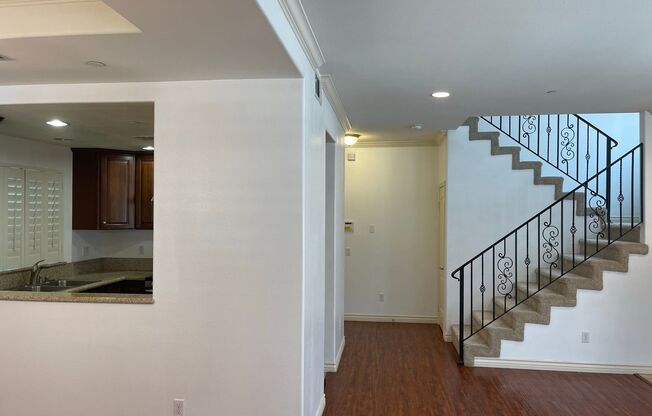 San Gabriel 3 beds 2.5 bathrooms for lease