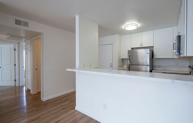 3 beds, 2 baths, 1,105 sqft, $3,495, Unit 330
