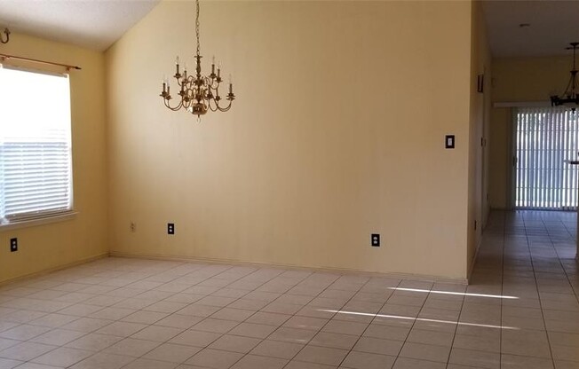 809 SNAPDRAGON LN