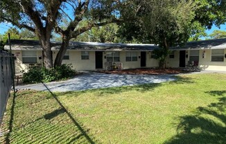 1126 SW 15 TER