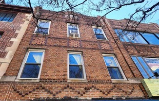 8110 37 AVE