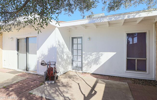 2 beds, 2 baths, $1,395