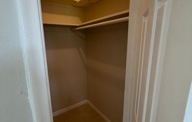 2 beds, 1.5 baths, 900 sqft, $2,250, Unit 5450-209