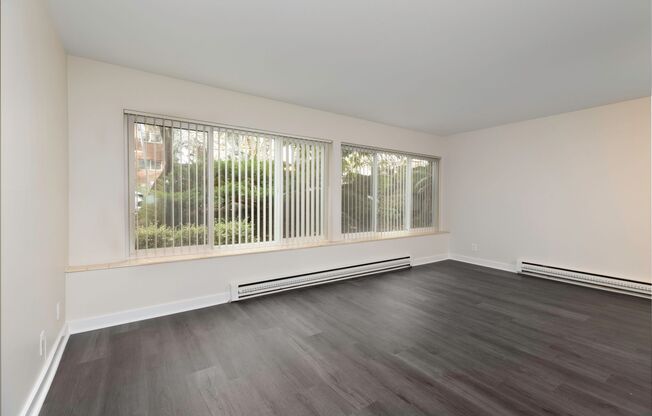 1 bed, 1 bath, 586 sqft, $1,795, Unit 105