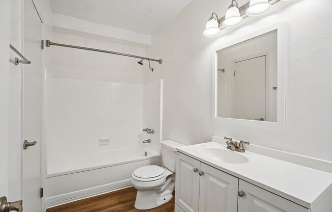 1 bed, 1 bath, 775 sqft, $2,545, Unit 41