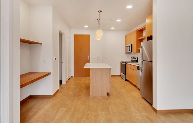 1 bed, 1 bath, 613 sqft, $1,545, Unit A114